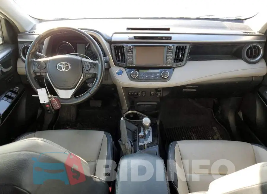 JTMDJREV4HD104261 Photo# 8