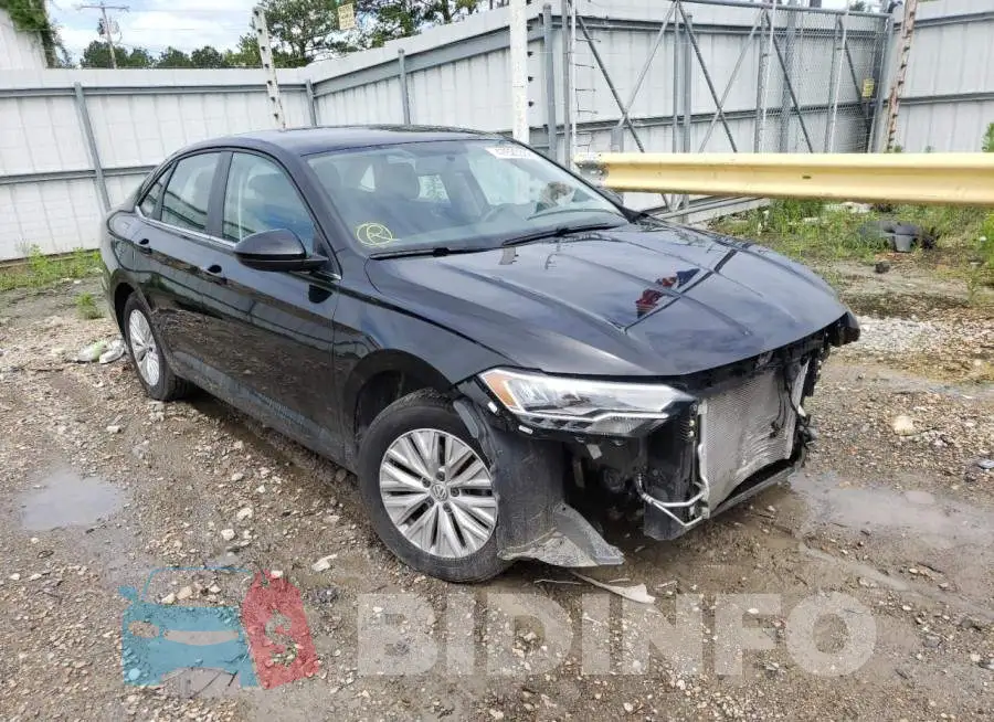 3VWCB7BUXKM275971 Photo# 1