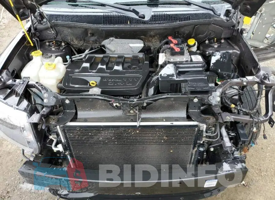 1C4NJDEB3GD757823 Photo# 7