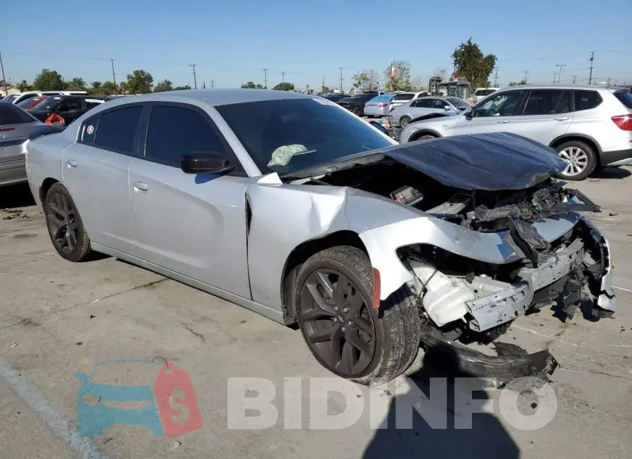 2C3CDXBG4KH715418 Photo# 4