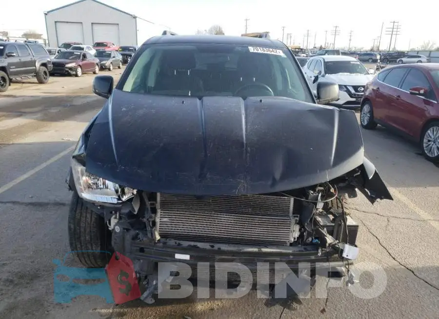 3C4PDCBG5GT102311 Photo# 5