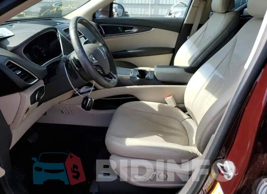 2LMPJ6LR2JBL40842 Photo# 7