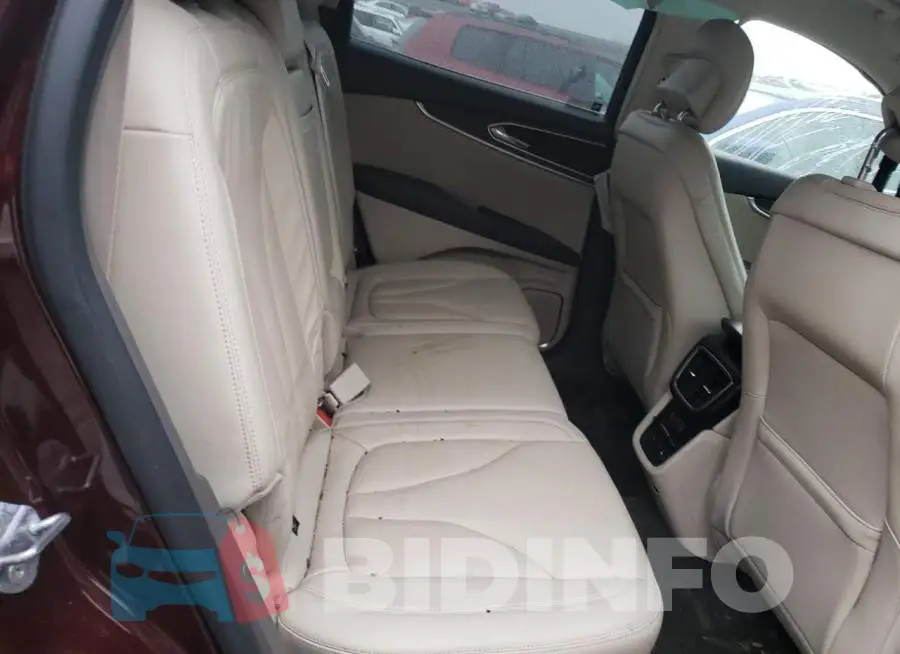 2LMPJ8KR2JBL14125 Photo# 11