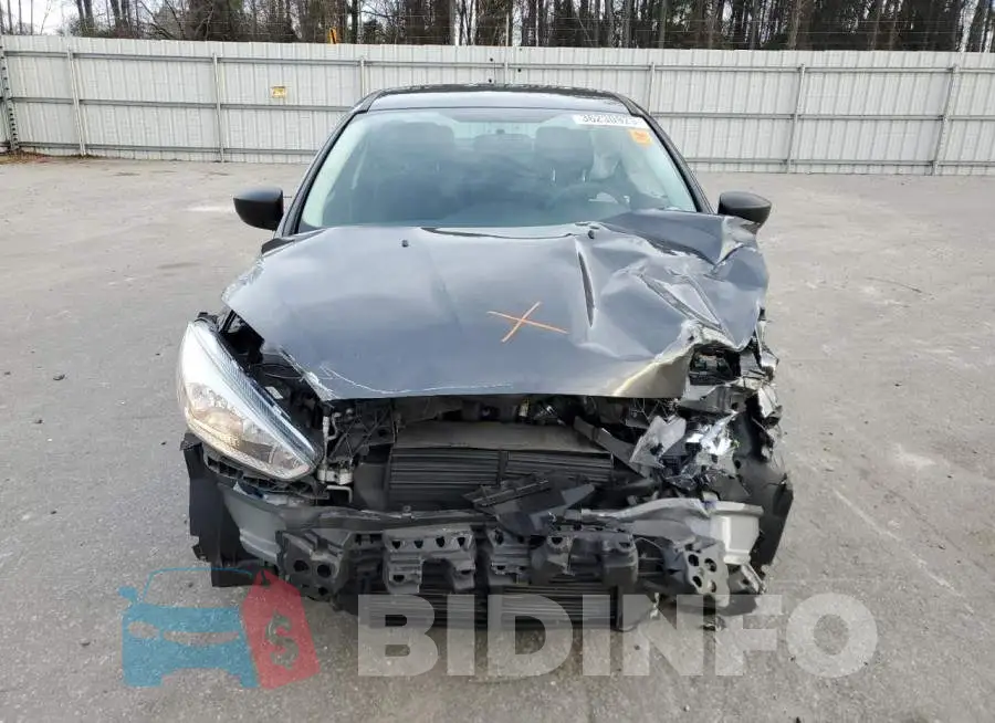 1FADP3E29HL330275 Photo# 5