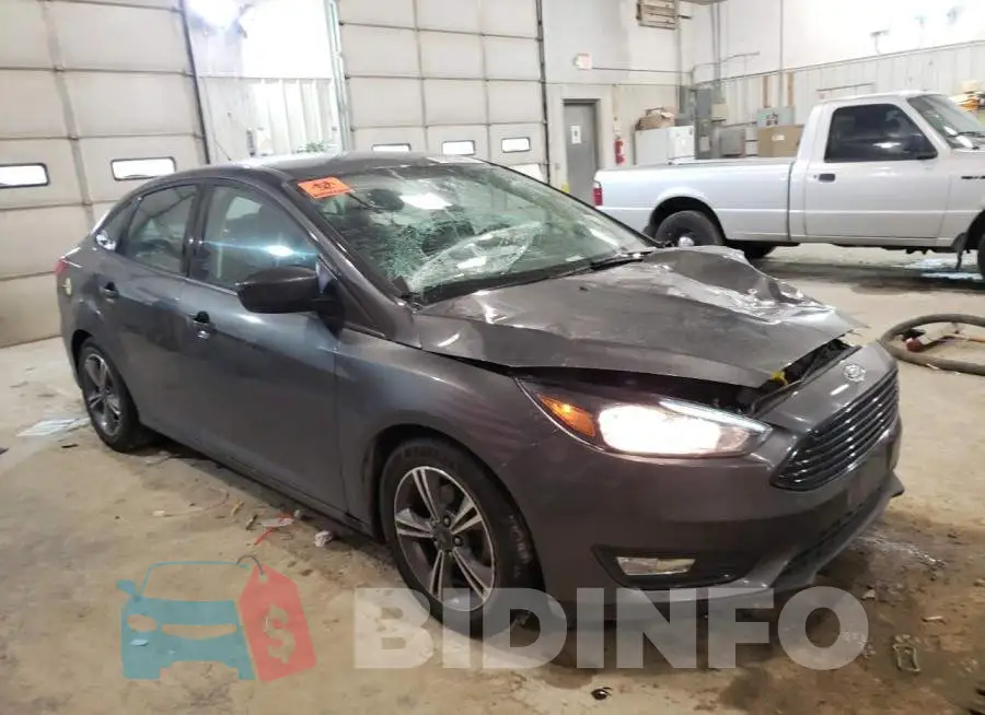 1FADP3F28JL269800 Photo# 4