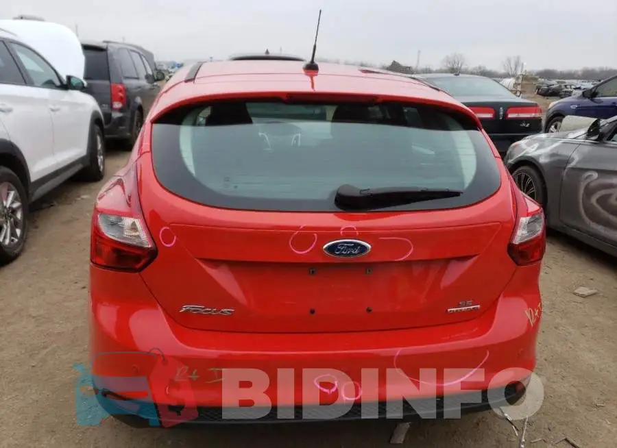 1FADP3K22EL181157 Photo# 6