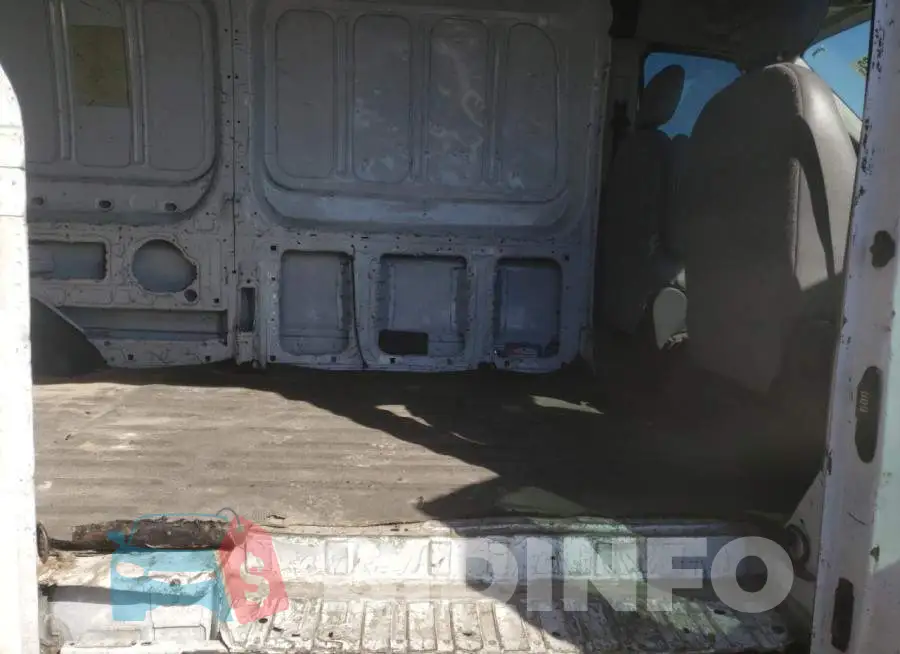 1FTNR2CG6FKB18146 Photo# 11