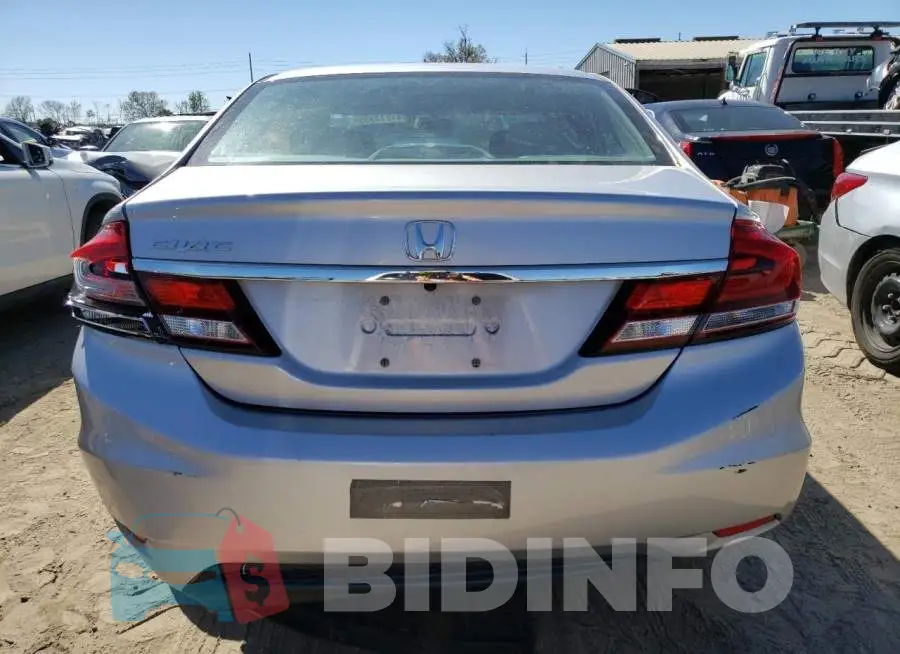 19XFB2F86FE016572 Photo# 6
