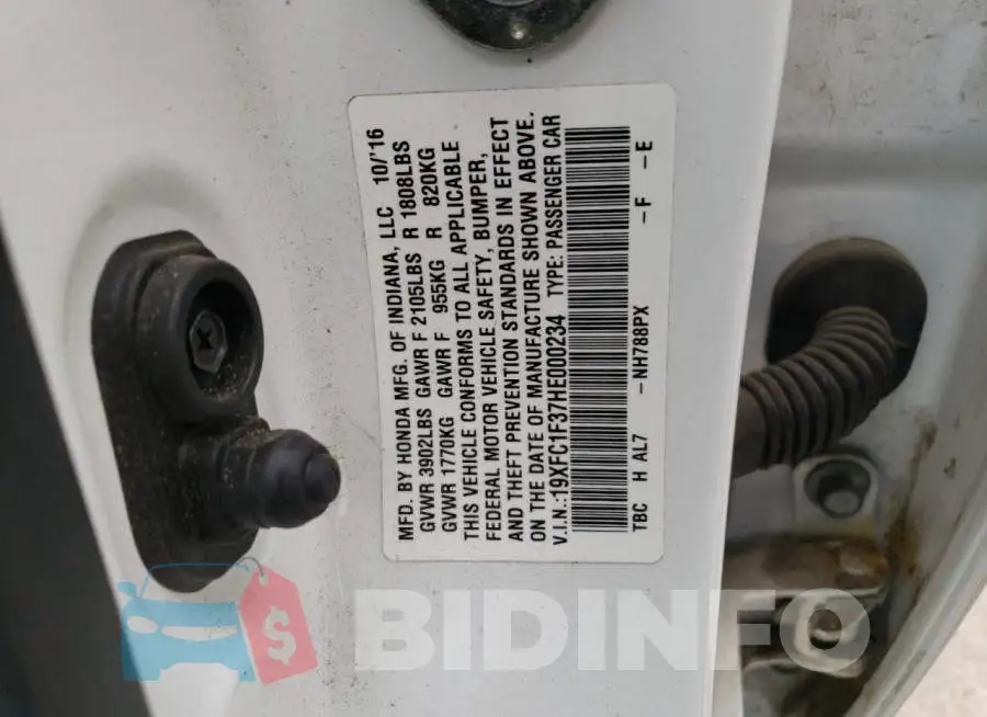 19XFC1F37HE000234 Photo# 12