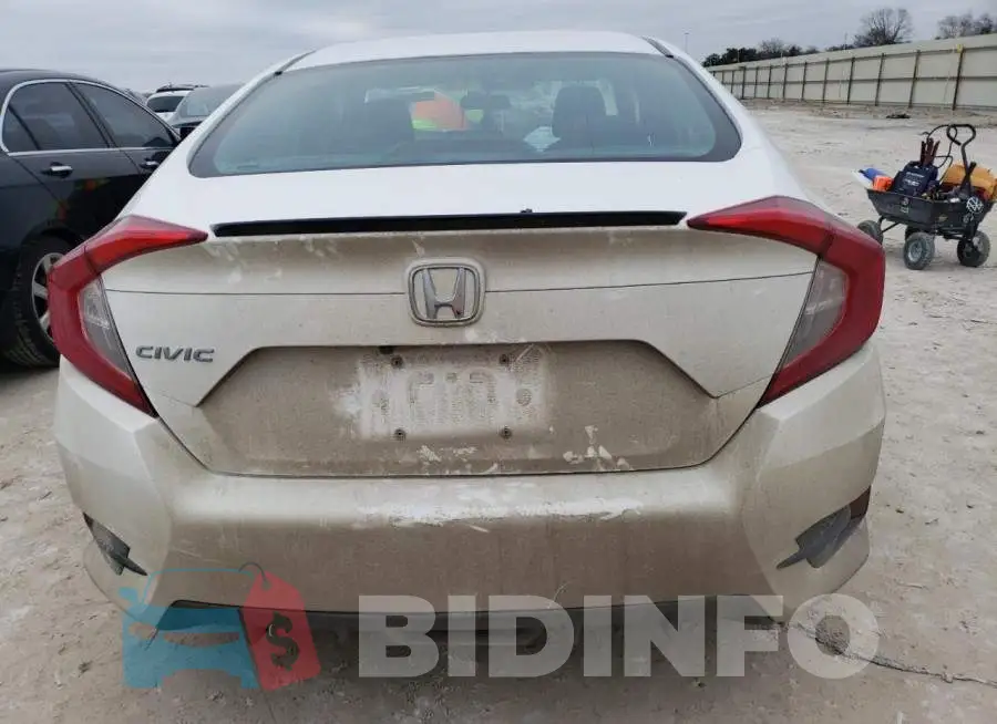 19XFC2F88KE041593 Photo# 6