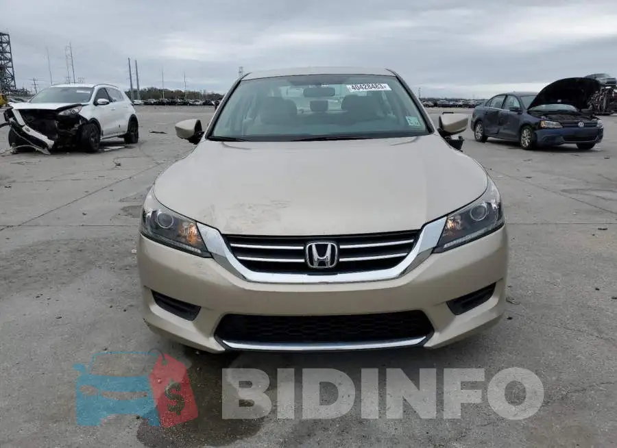 1HGCR2F30FA150436 Photo# 5