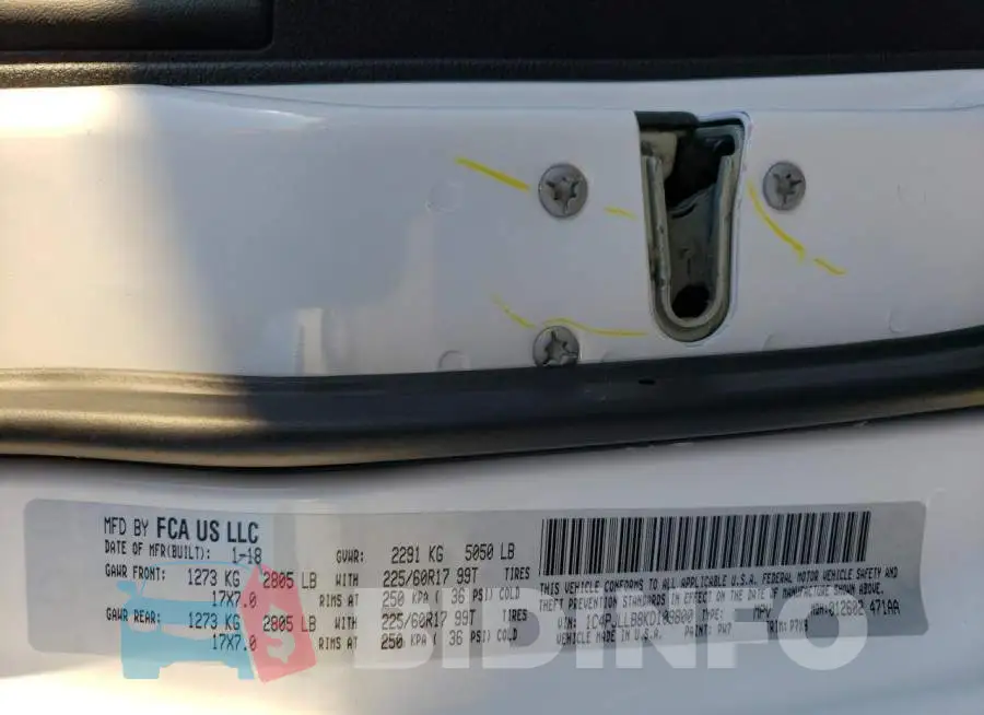 1C4PJLLB8KD109800 Photo# 12