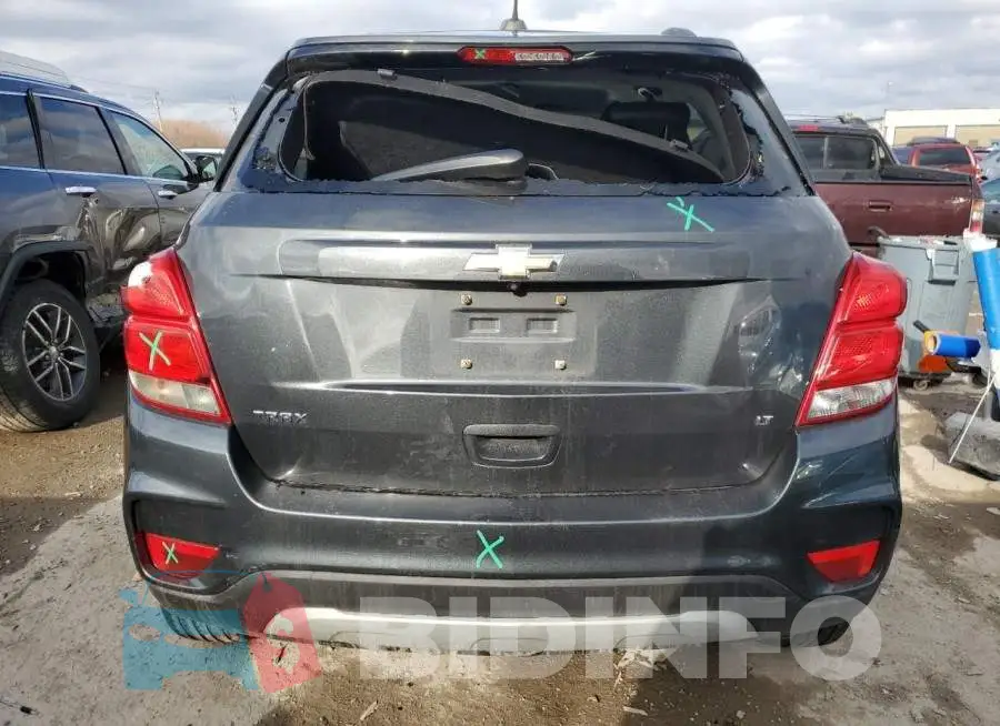 KL7CJLSB2JB677726 Photo# 6