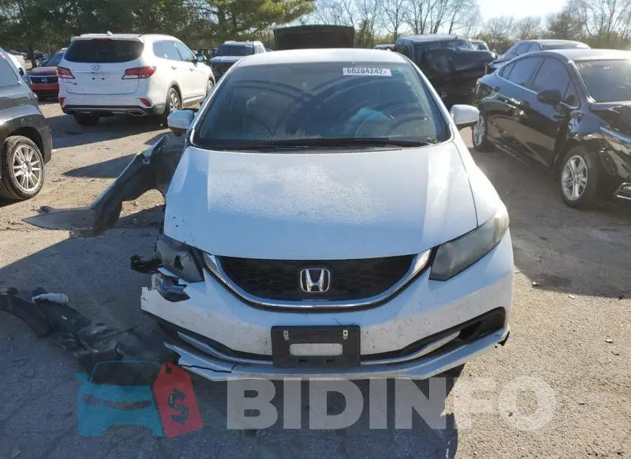 19XFB2F77FE102528 Photo# 5