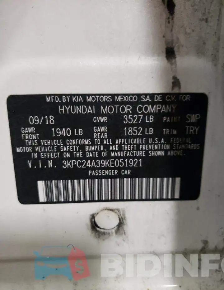 3KPC24A39KE051921 Photo# 12