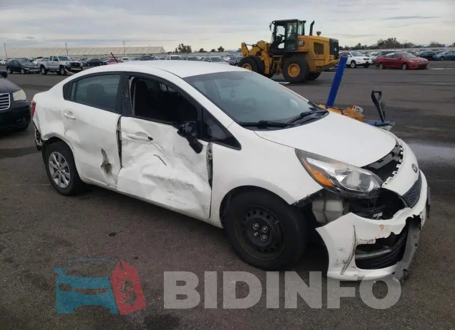 KNADM4A38G6695273 Photo# 4