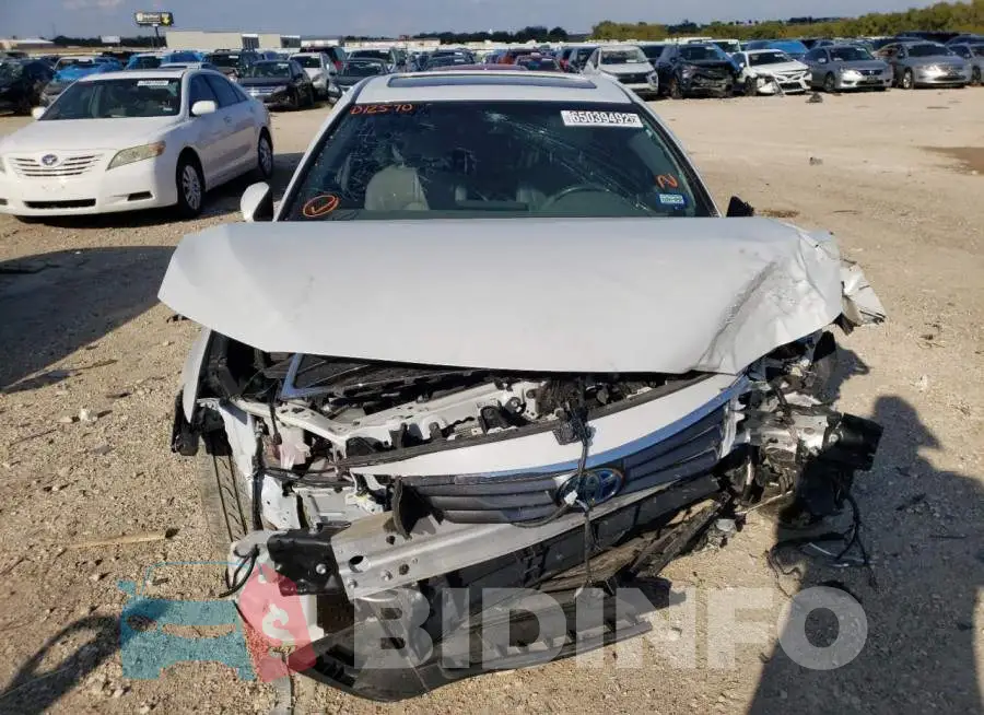 4T1D21FB7LU012570 Photo# 5