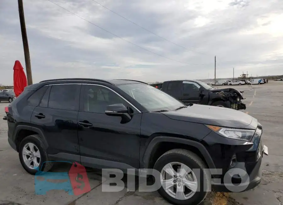 JTMW1RFV2KD031065 Photo# 4