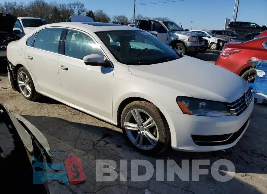 1VWBN7A38EC004523 Photo# 4