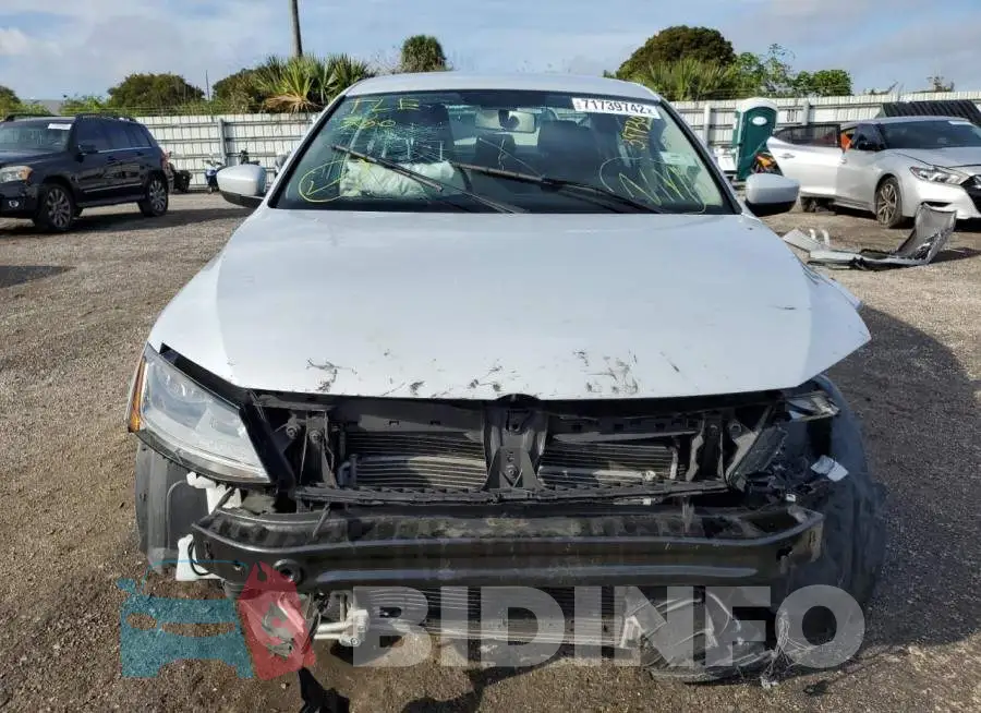 3VW2B7AJ9HM259658 Photo# 5