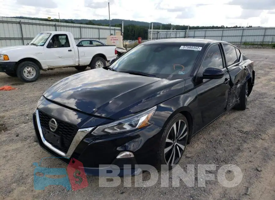 1N4BL4CV6LN317230 Photo# 2