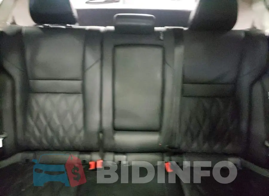 JN8BT3DD6NW277680 Photo# 10