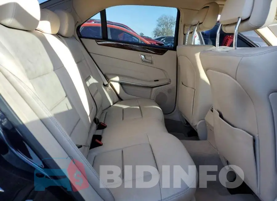 WDDHF5KB8GB208256 Photo# 10