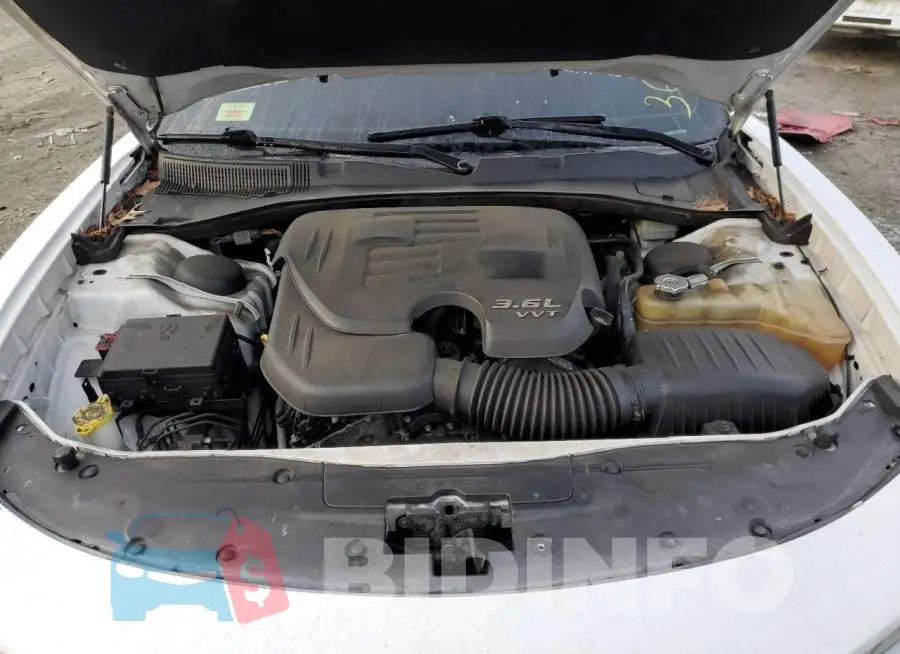 2C3CDXBG2FH820027 Photo# 11