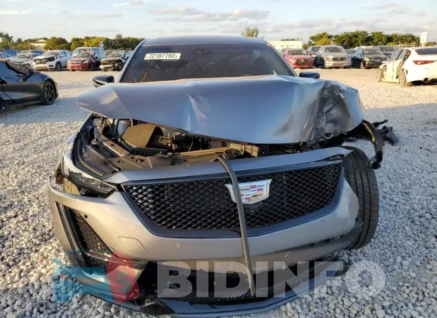 1G6DP5RK8N0125403 Photo# 5