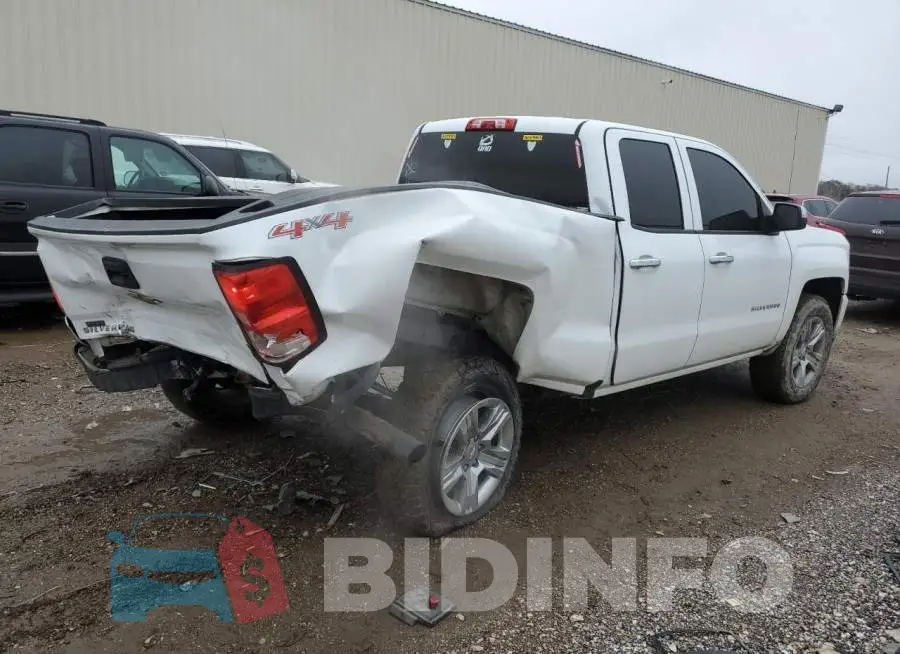 1GCVKPEC5HZ396770 Photo# 3