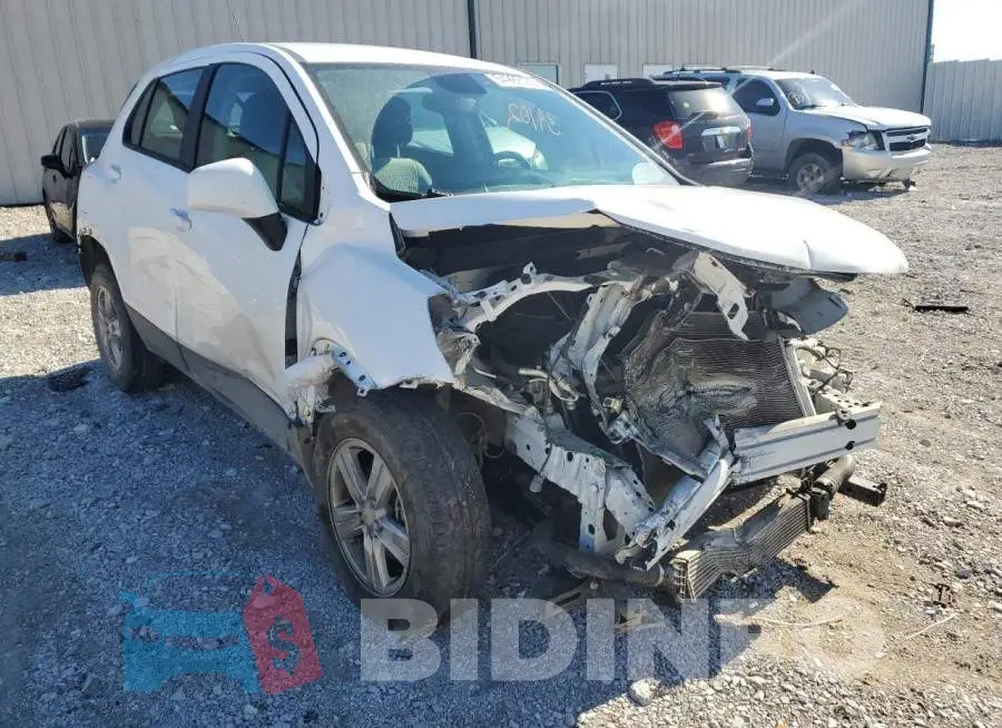 KL7CJNSB4HB151877 Photo# 1