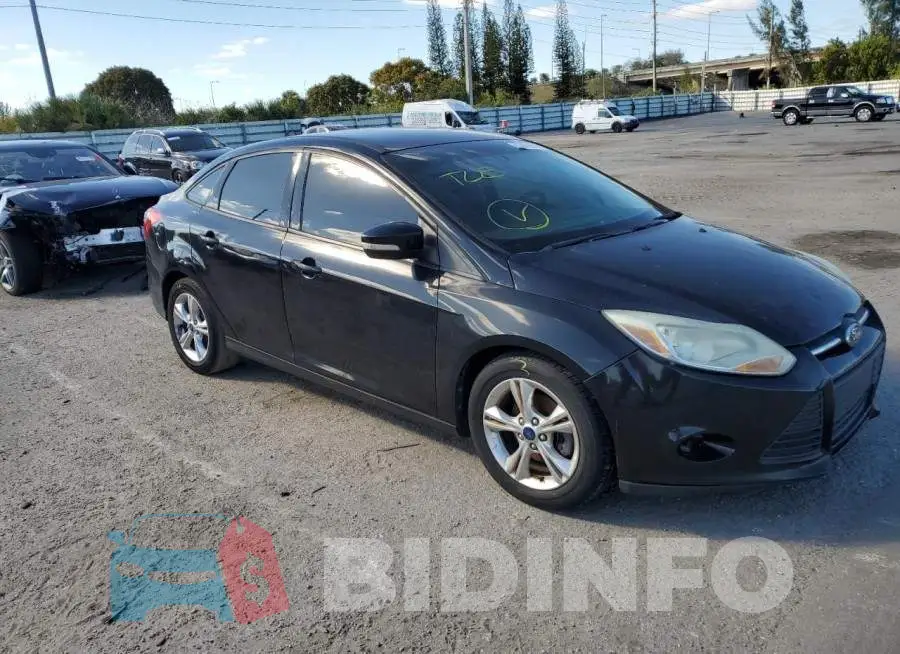 1FADP3F22EL334470 Photo# 4