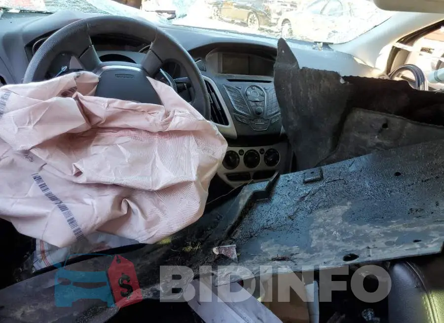 1FADP3F25EL424728 Photo# 8