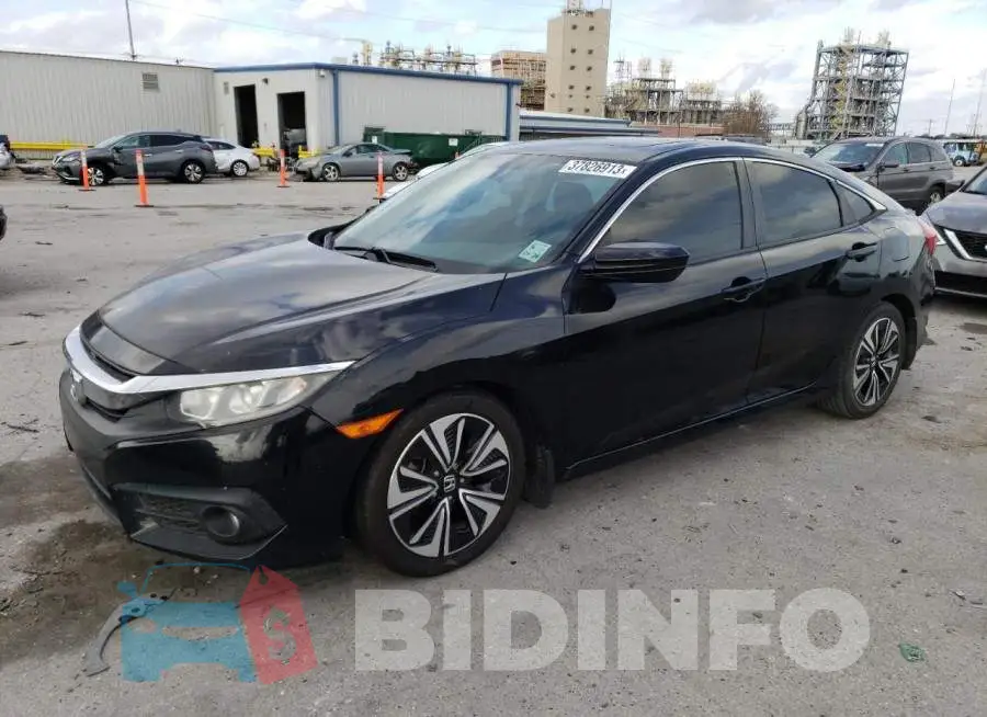 19XFC1F30HE011625 Photo# 1