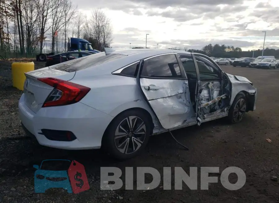 19XFC1F77HE214028 Photo# 3
