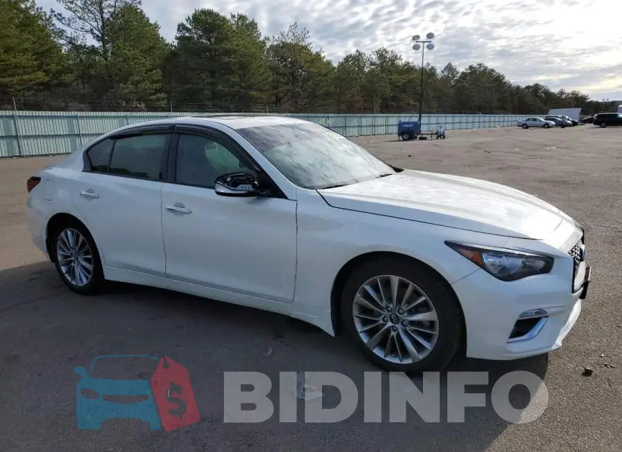 JN1EV7AR0KM552433 Photo# 4