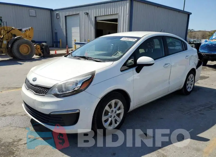 KNADM4A32G6688044 Photo# 1
