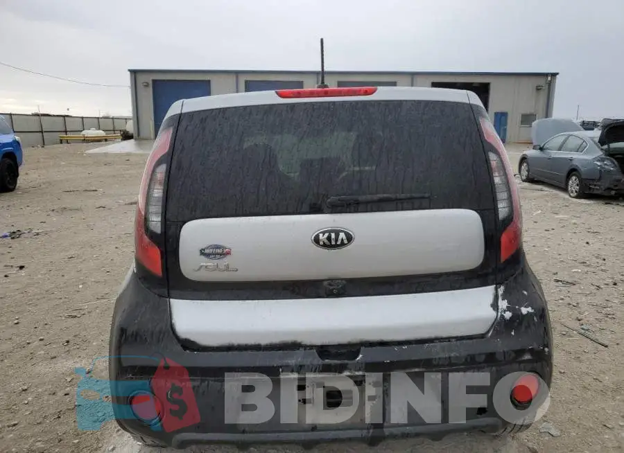 KNDJN2A21K7691776 Photo# 6