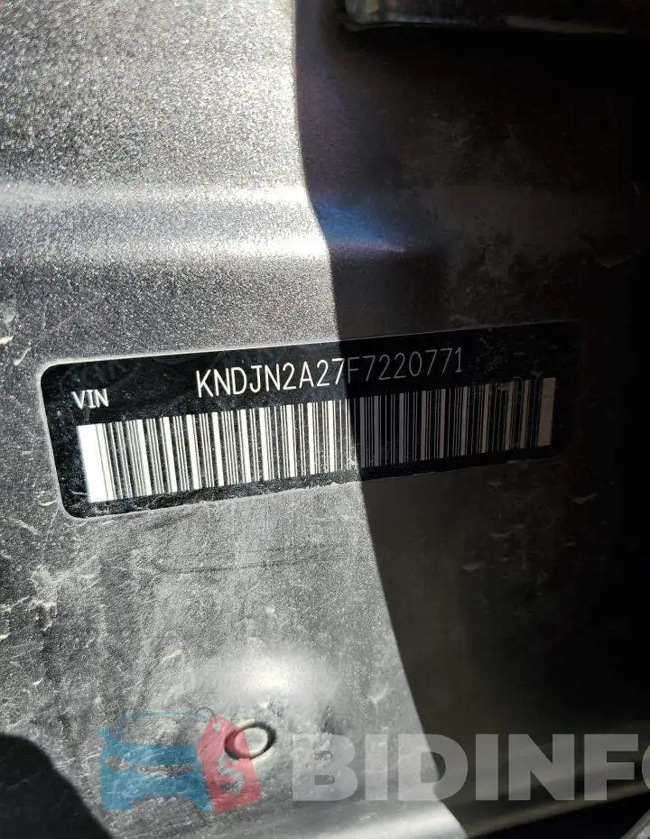 KNDJN2A27F7220771 Photo# 12
