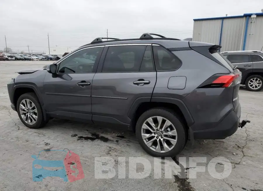 2T3A1RFV6NC317357 Photo# 2