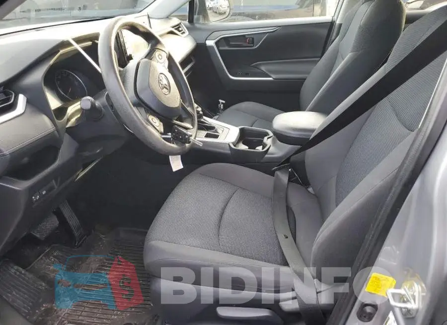 2T3F1RFV4KW069819 Photo# 7