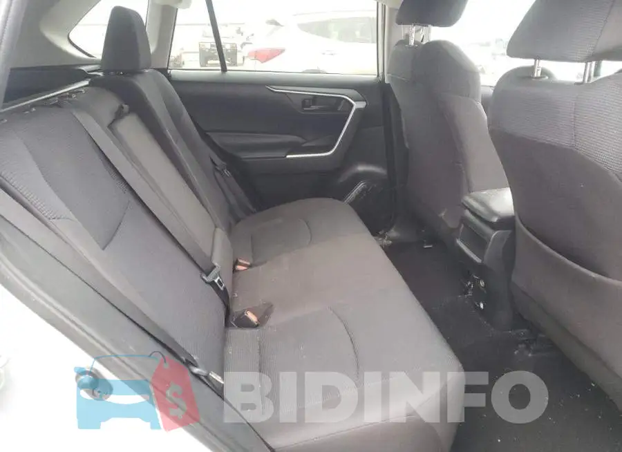 2T3H1RFV2LW090713 Photo# 10