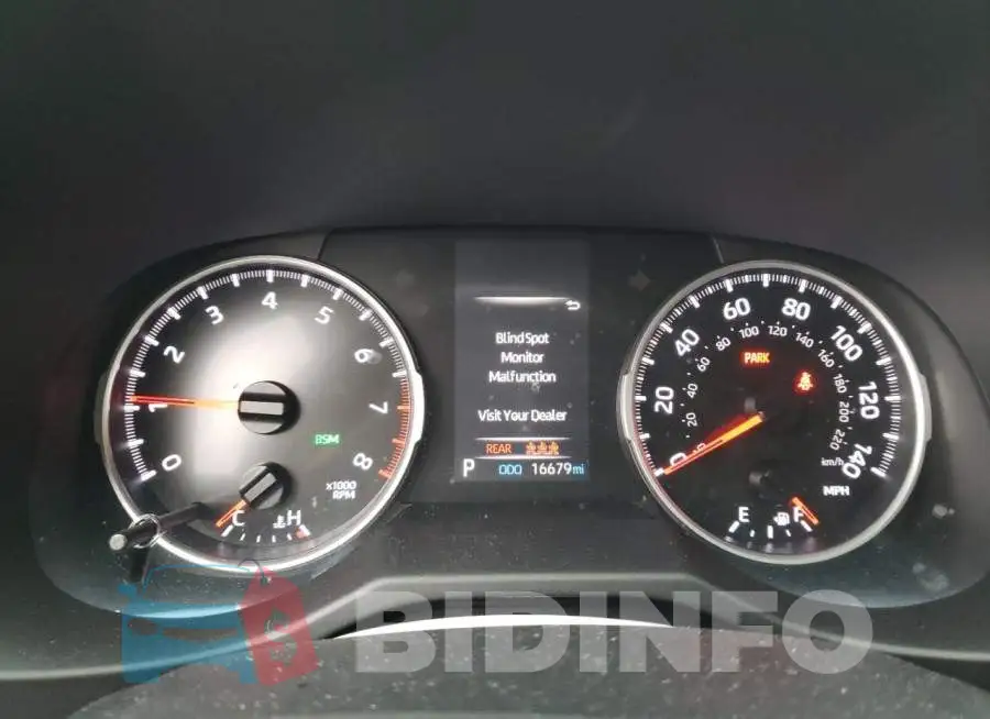 2T3W1RFV0MW164915 Photo# 9