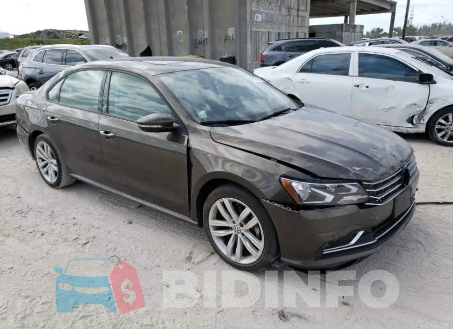 1VWLA7A33KC002254 Photo# 4