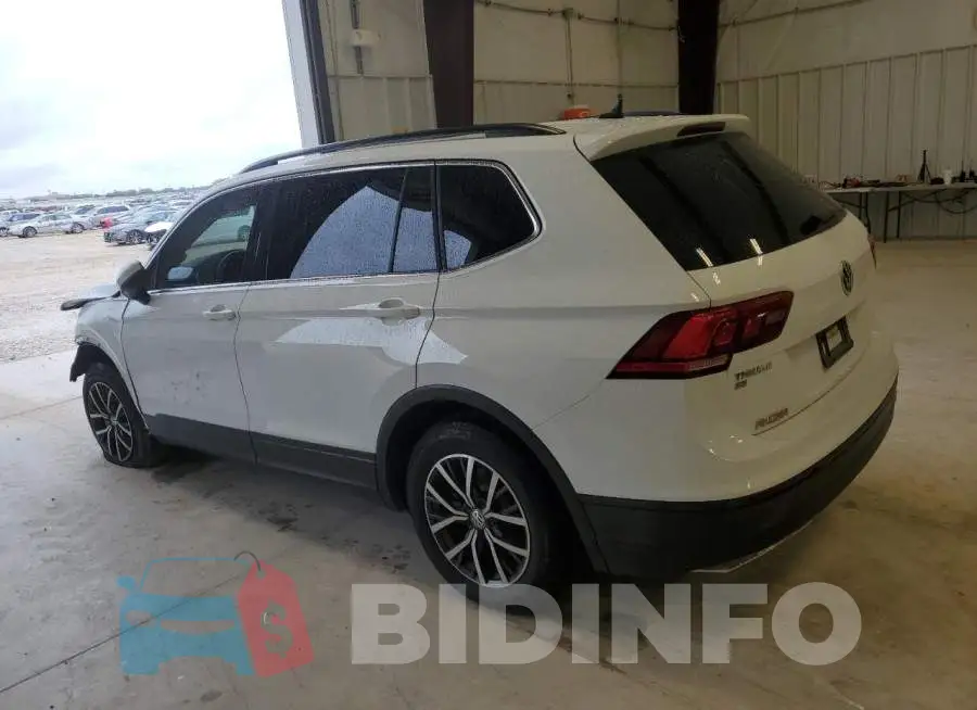 3VV3B7AX6KM032173 Photo# 2