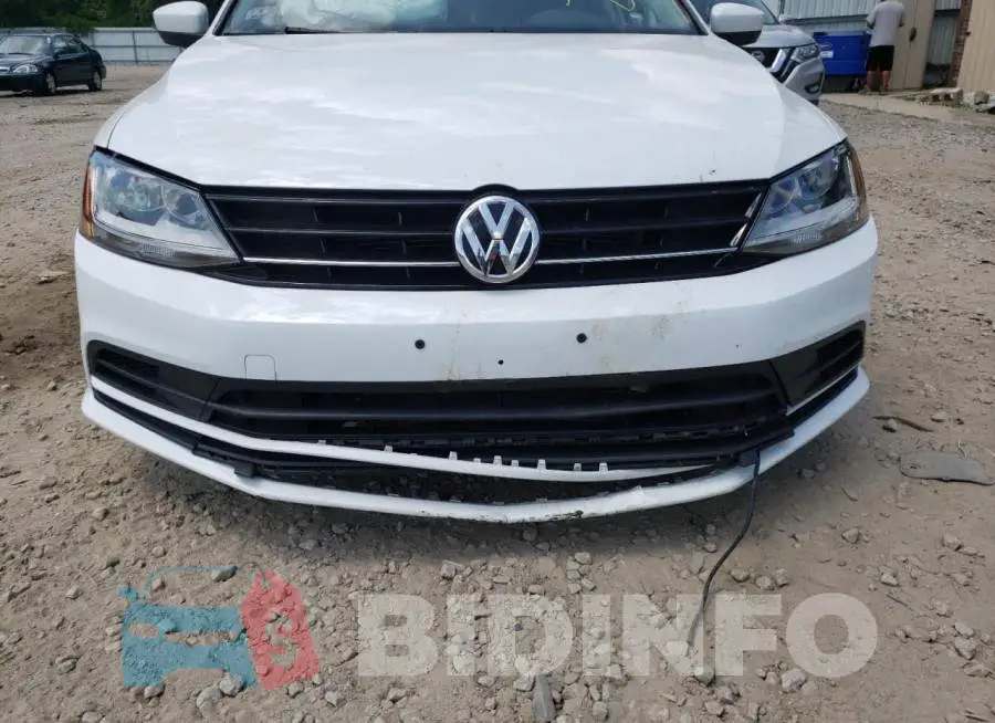 3VW2B7AJ5JM257508 Photo# 9