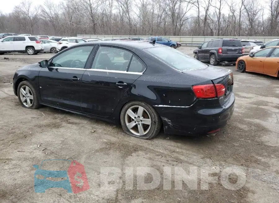 3VW3L7AJ2EM331281 Photo# 2
