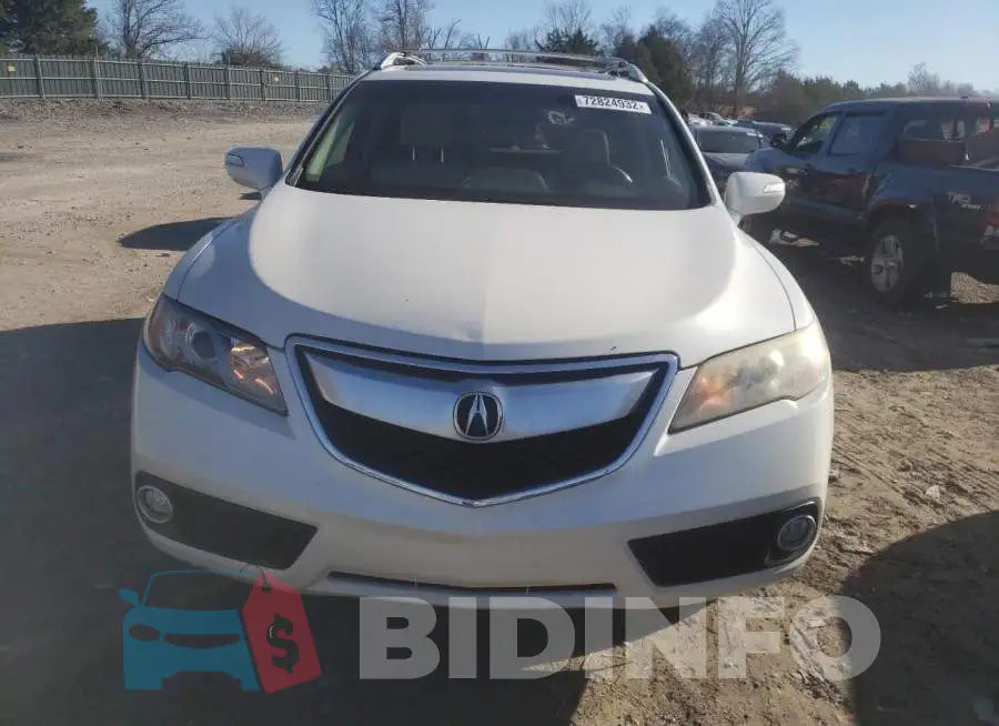 5J8TB3H52FL018629 Photo# 5