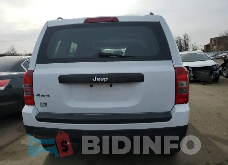 1C4NJRBB3ED620265 Photo# 6