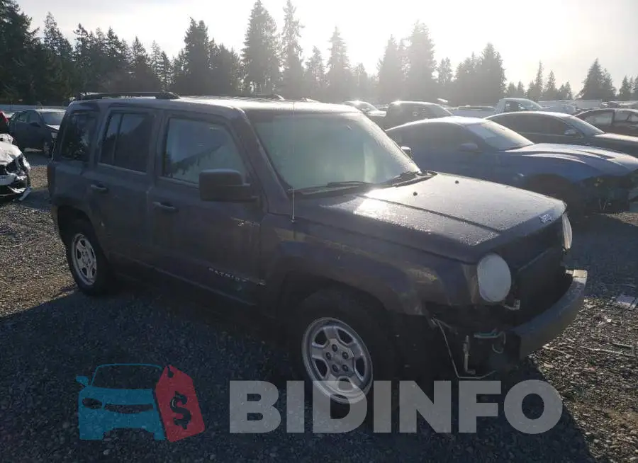 1C4NJRBBXED751936 Photo# 4